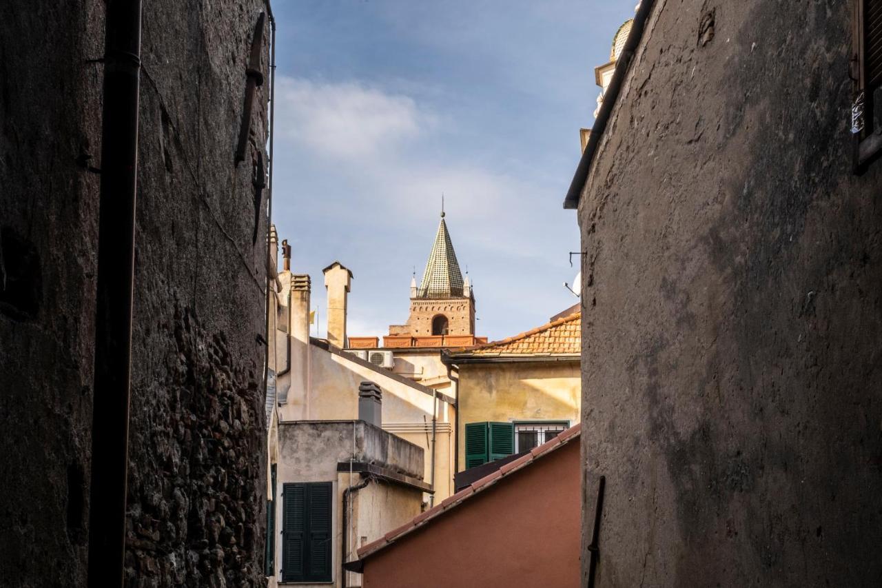 Hotel Archivolto Del Teatro Albenga Exteriér fotografie