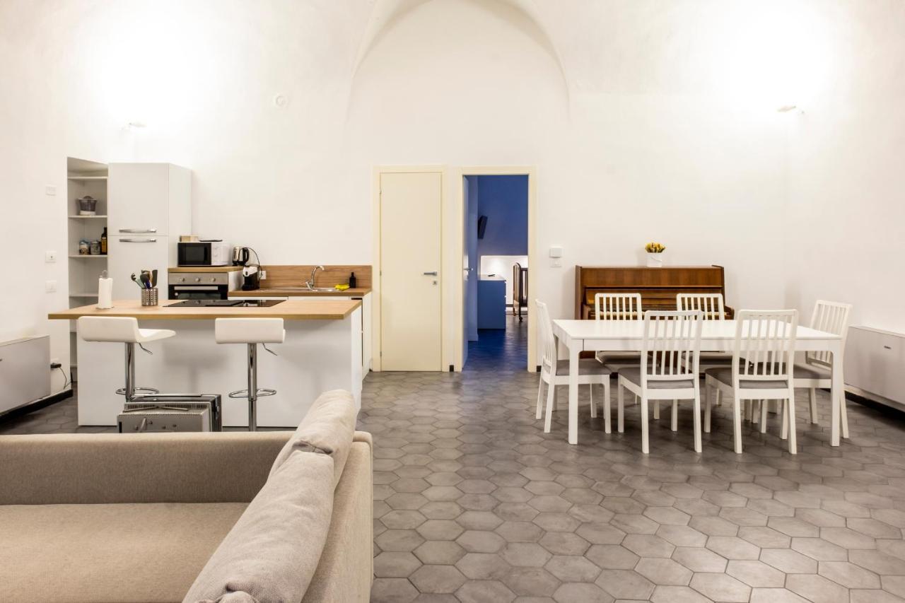 Hotel Archivolto Del Teatro Albenga Exteriér fotografie
